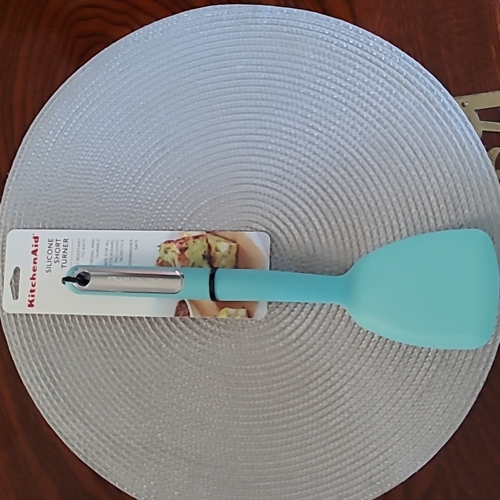 KitchenAid Silicone Short Turner